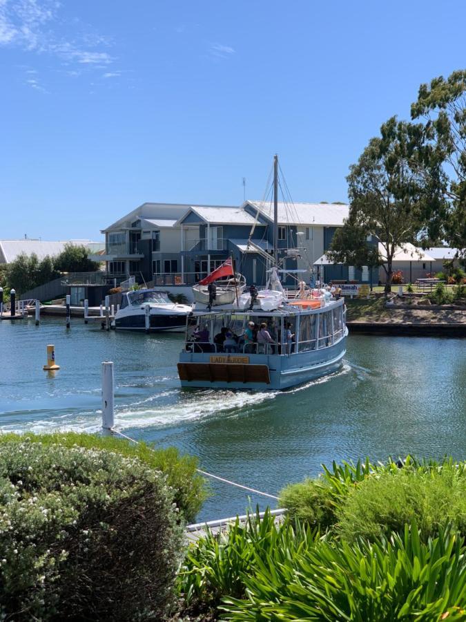 Captains Cove Ground Floor Luxury Apartments Paynesville Esterno foto